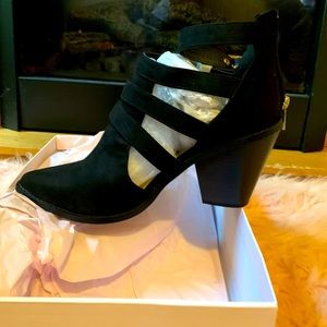 Just fab brand shoes size 12